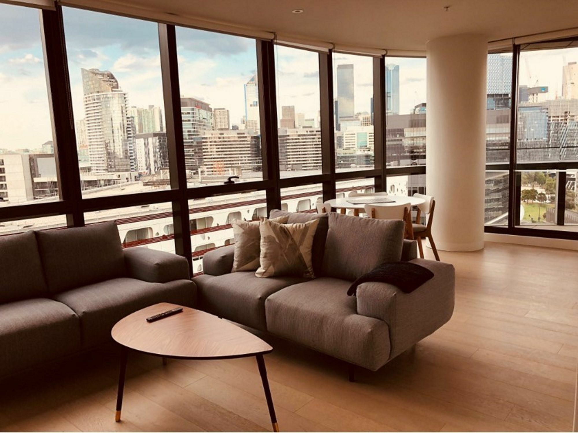Winston Apartments Docklands Melbourne Eksteriør billede